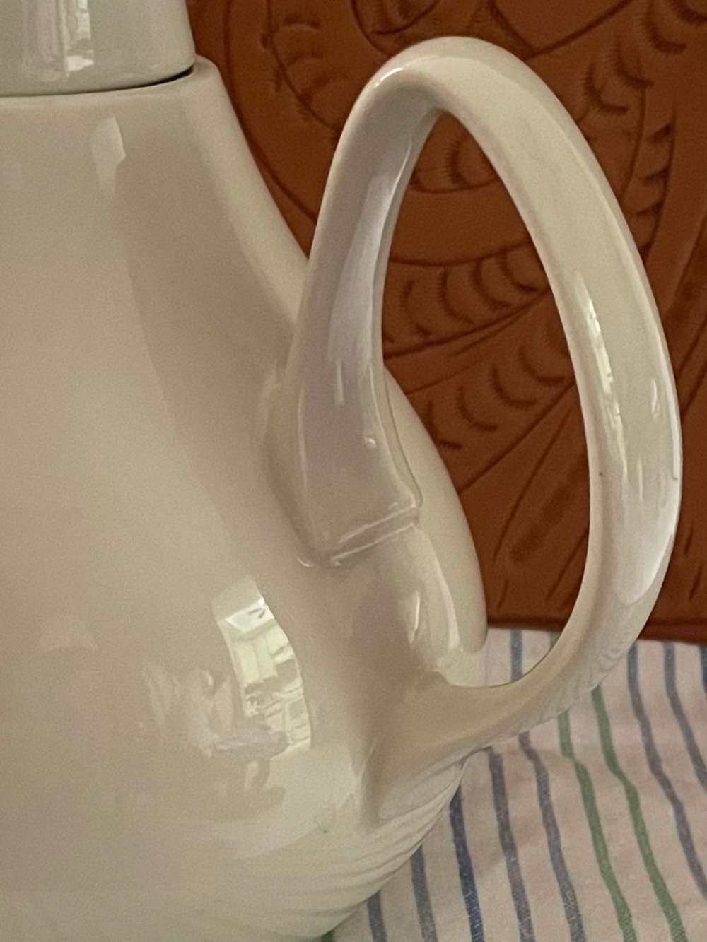 Vintage CarBone Pear Teapot - Mid-Century Italian Ceramic Tea Pot - Picture 10 of 14